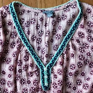 SOLD🌹Aerie V neck blouse